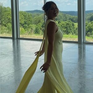 Chic Sleeveless Yellow Wedding Dress